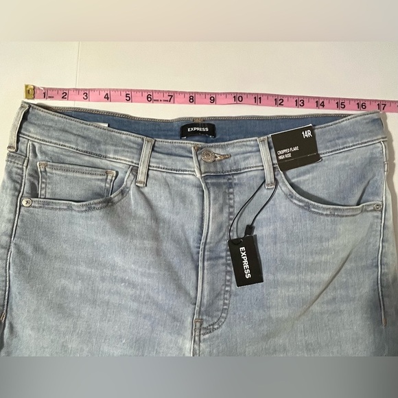 Express High Waisted Light Wash Raw Hem Cropped Flare Jeans size 14 - Picture 7 of 10